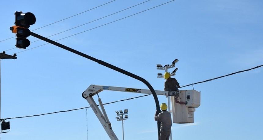 EL MUNICIPIO DE VILLA ÁNGELA COMPRARÁ TRES NUEVOS SEMÁFOROS PARA LA CIUDAD