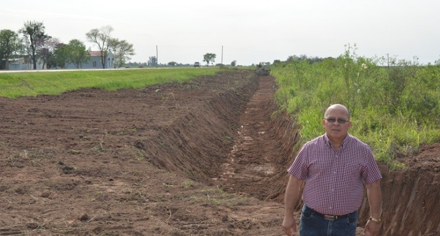TRABAJO ARTICULADO ENTRE MUNICIPIO Y SAMEEP PARA CAPTAR MAYOR CAUDAL DE AGUA PARA EL RESERVORIO