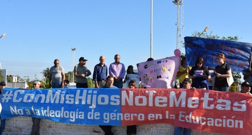 PAPP PARTICIPÓ DE LA MARCHA EN CONTRA DE LA IDEOLOGÍA DE GÉNERO DE LA ESI