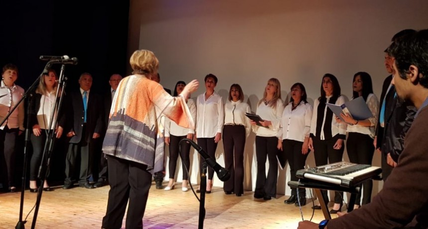 CONCIERTO DEL CORO POLIFÓNICO Y PUPY MANSILLA POR LA SEMANA DE LA EDUCACIÓN ESPECIAL