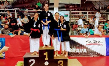LA ESCUELA MUNICIPAL DE KARATE SHIN SHU KAN OBTUVO IMPORTANTES PREMIOS EN CÓRDOBA