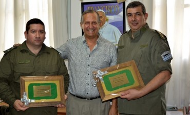 EL INTENDENTE PAPP DESPIDIÓ A JEFES DE GENDARMERÍA NACIONAL Y DESTACÓ SU TRABAJO EN VILLA ÁNGELA