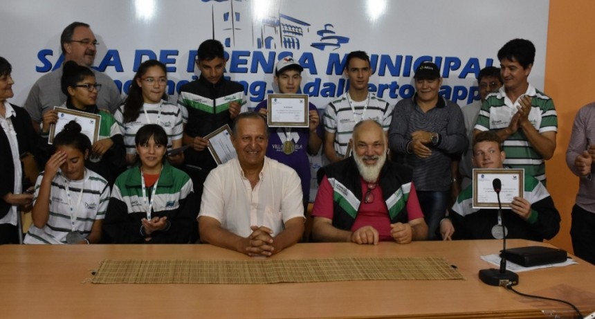 PAPP FELICITÓ A LOS JÓVENES DEPORTISTAS VILLANGELENSES QUE PARTICIPARON DE LOS JUEGOS EVITA NACIONALES