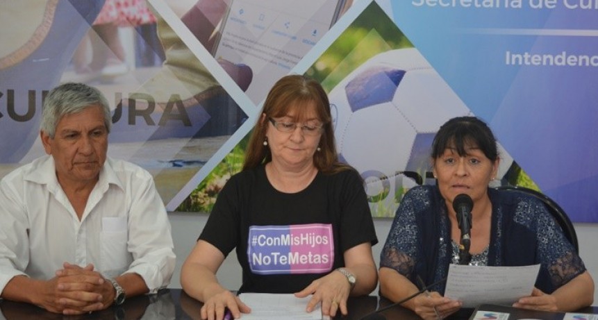 CHARLA SOBRE PROYECTO DE MODIFICACIÓN DE LA ESI EN EL CINE BERNARDO ÁLVAREZ