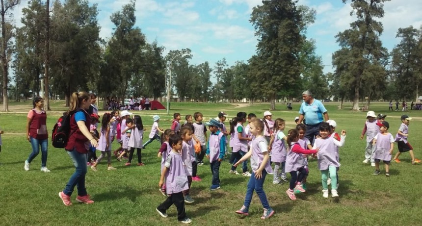 EL ÁREA DE DEPORTES REALIZÓ BALANCE SOBRE CAMPAMENTO DE LOS JARDINES DE INFANTES EN EL CAMPING MUNICIPAL