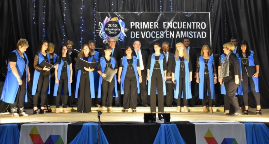 EXITOSO PRIMER ENCUENTRO REGIONAL DE COROS, ORGANIZADO POR EL “CORO POLIFÓNICO VOCACIONAL” DE VILLA ÁNGELA
