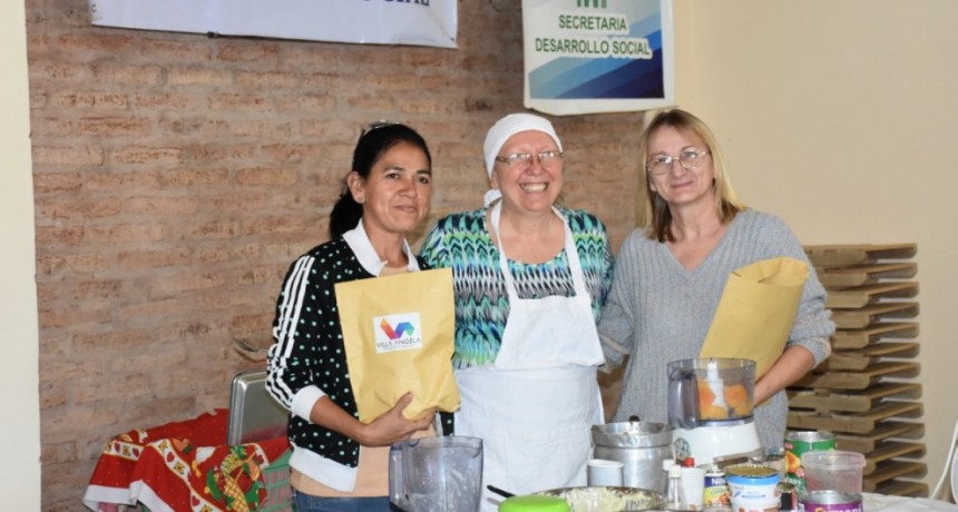 DESARROLLO SOCIAL ENTREGÓ KIT ALIMENTARIO A CELÍACOS Y ANUNCIA ANTE ÚLTIMO TALLER DE COCINA