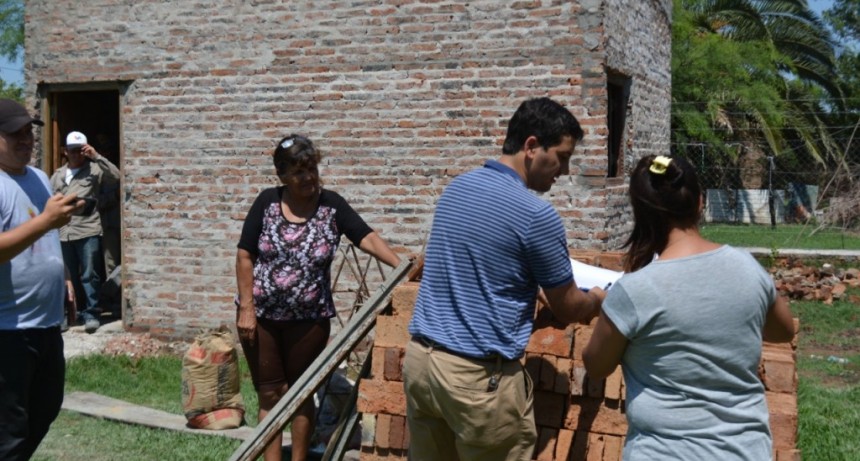 EL MUNICIPIO ENTREGÓ UNA NUEVA SOLUCIÓN HABITACIONAL CONSTRUIDA CON FONDOS GENUINOS