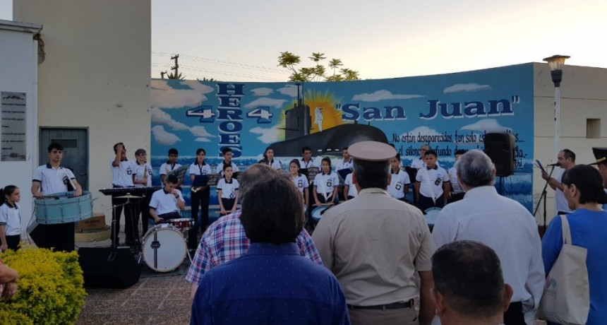 EL MUNICIPIO HOMENAJEÓ A LOS 44 HÉROES DEL ARA SAN JUAN
