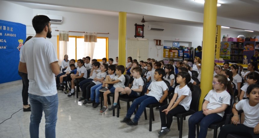 EL MUNICIPIO BRINDÓ CHARLA SOBRE USO DE PIROTECNIA EN FÉLIX FRÍAS