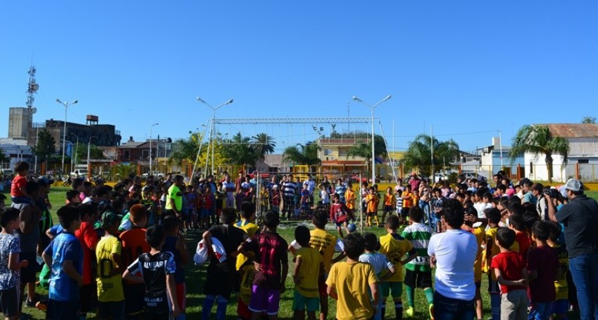 CON LA PARTICIPACIÓN DE MÁS DE 500 NIÑOS FINALIZÓ EL TORNEO DE LA LIGA COMUNITARIA DE FÚTBOL INFANTIL