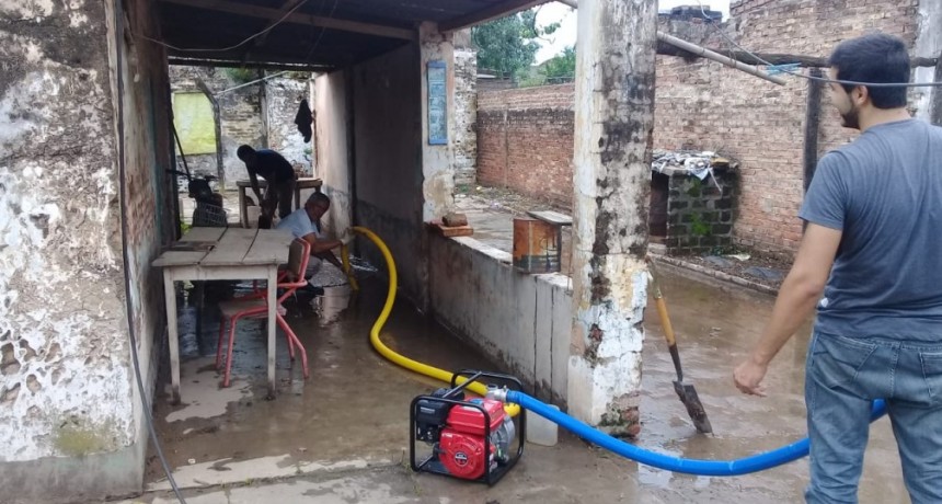 CUADRILLAS DE LIMPIEZA ORGANIZADAS POR LA COMISIÓN DE EMERGENCIA MUNICIPAL