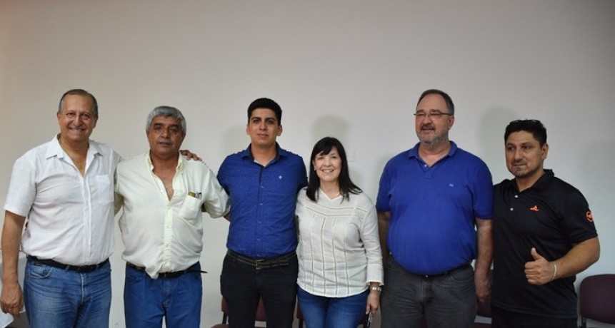 EL MUNICIPIO DE VILLA ÁNGELA RECONOCIÓ A DEPORTISTAS DESTACADOS DE LA CIUDAD