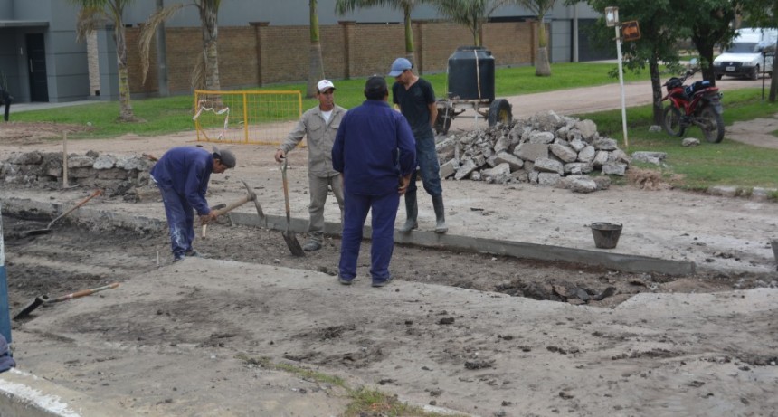 EL MUNICIPIO COMPLETÓ LA REPARACIÓND EL BACHE EN SAN MARTÍN Y GONZALO PANDO