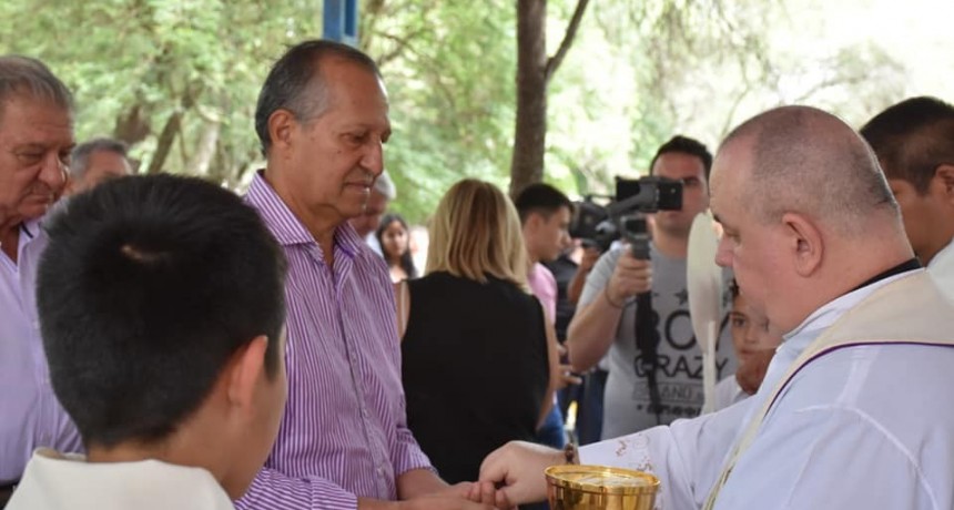 ADALBERTO PAPP VALORÓ LA CONCURRENCIA MASIVA A LA FIESTA PATRONAL DE LA VIRGEN DE LA LAGUNA EN MESÓN DE FIERRO